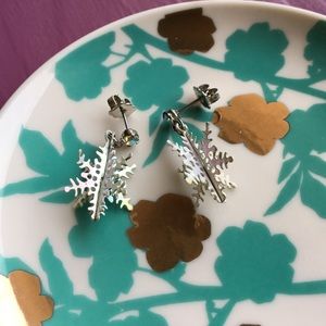 Avon Rainbow Crystal Stud Snowflake Earrings